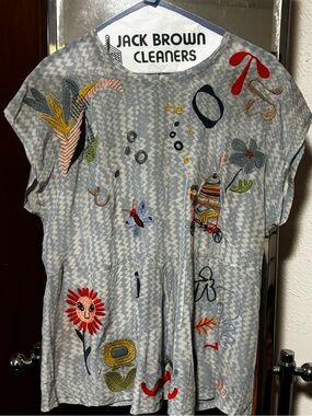 Biya by Johnny Was Silk Gray Embroidered Short Sleeve Tunic with Colorful Motifs
